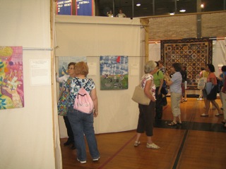 at the Northern Star Quilters guild exhibition